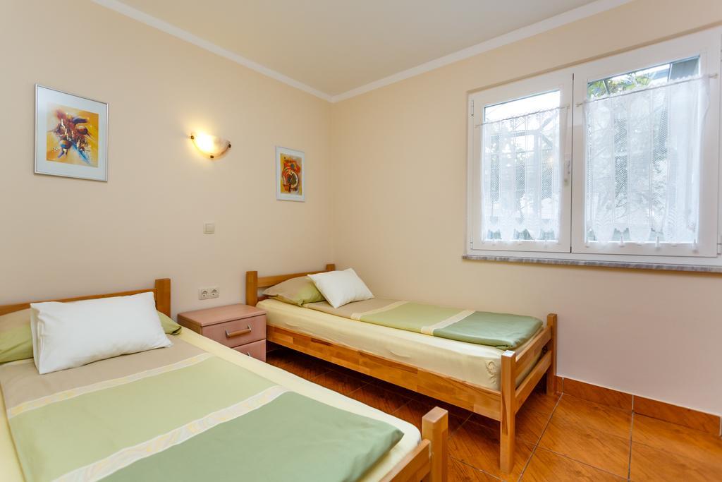 Apartments Villa Elizabet مالينسكا المظهر الخارجي الصورة