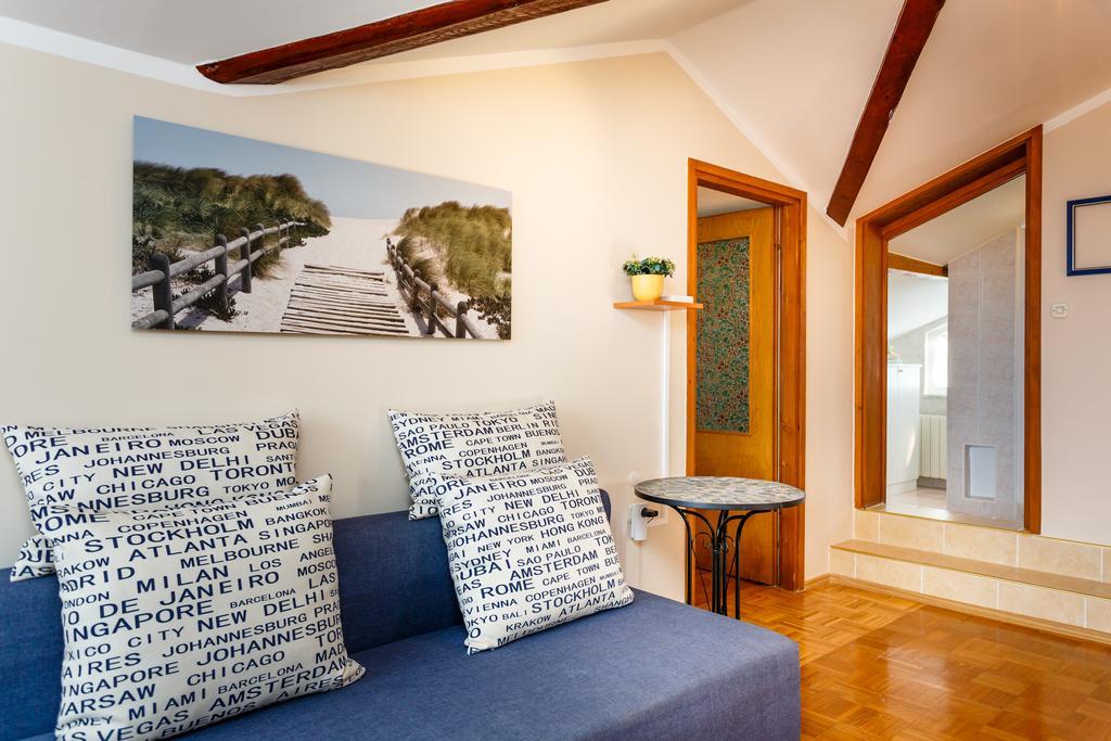 Apartments Villa Elizabet مالينسكا المظهر الخارجي الصورة