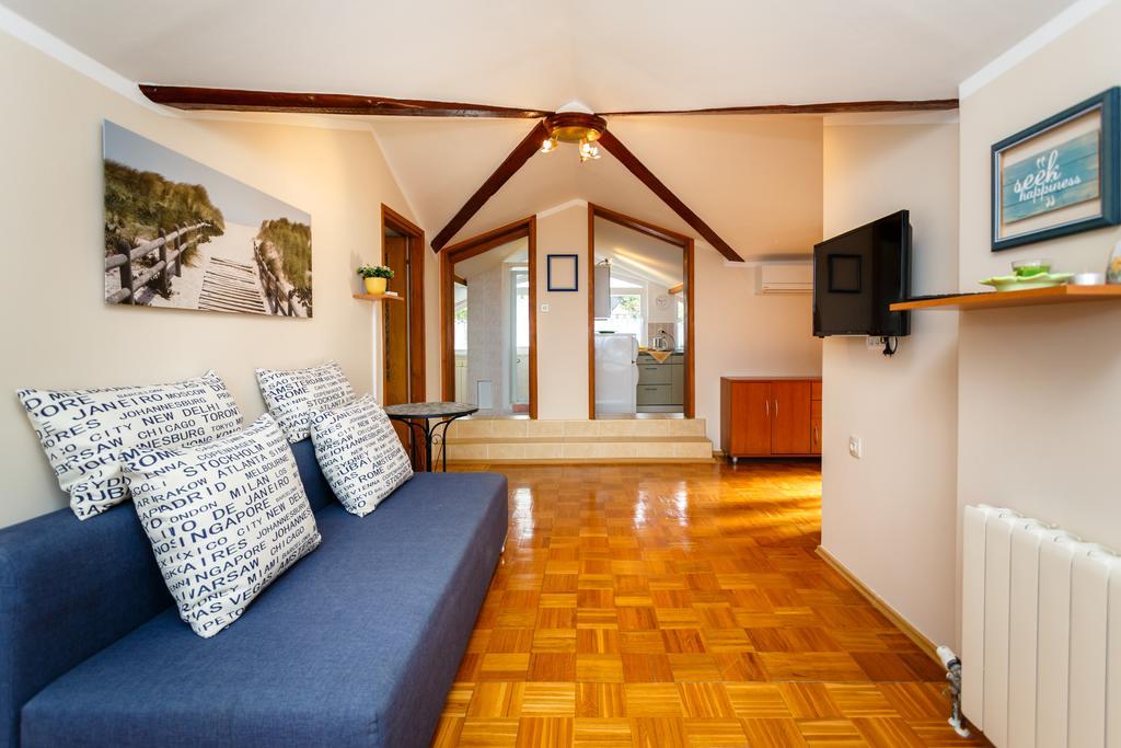 Apartments Villa Elizabet مالينسكا المظهر الخارجي الصورة