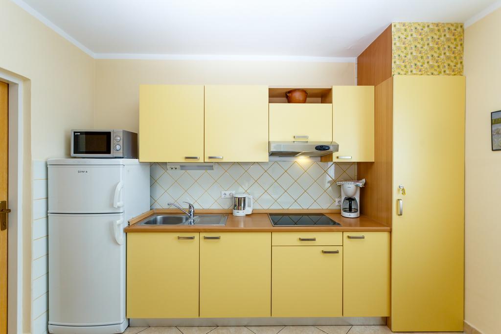 Apartments Villa Elizabet مالينسكا المظهر الخارجي الصورة